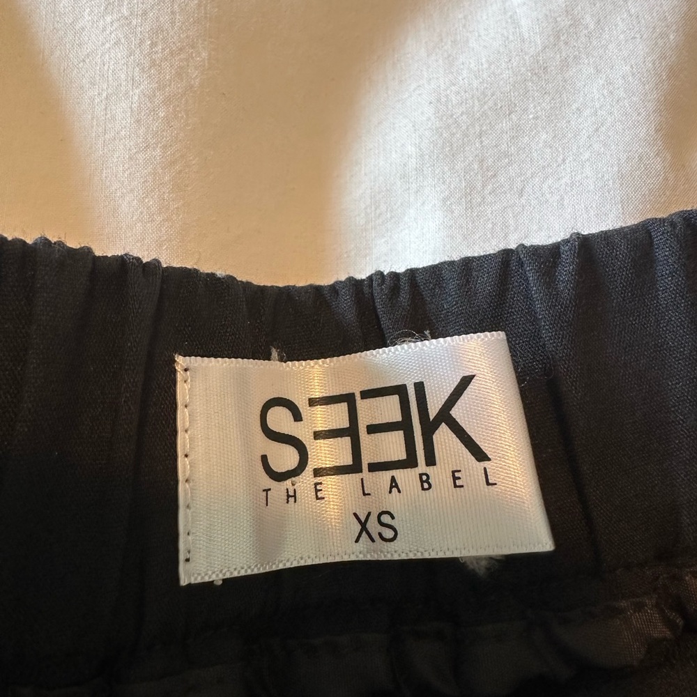 Seek the label skirt - Picture 2 of 3